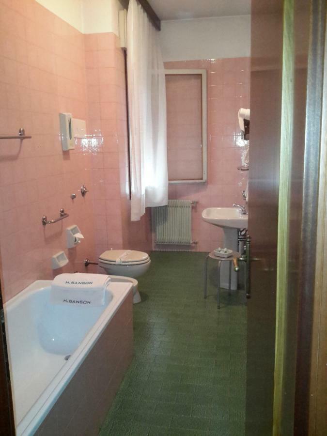 Hotel Sanson Вітторіо-Венето Екстер'єр фото
